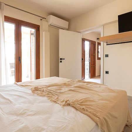 House Marigo Suites Коскину Экстерьер фото