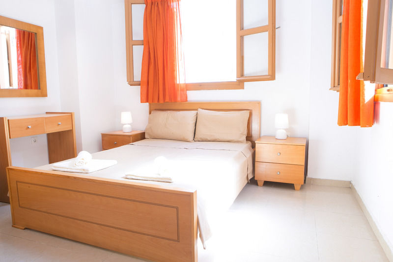 House Marigo Suites Коскину Экстерьер фото